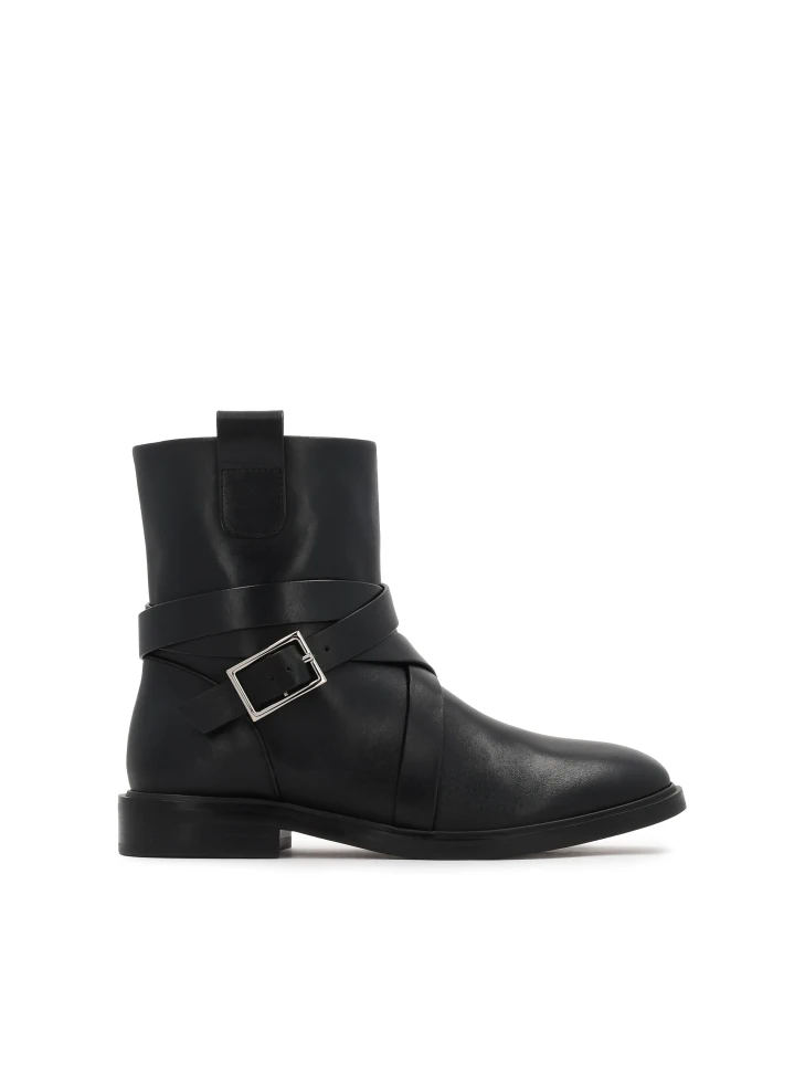 kazar Low top boots with zipper closure