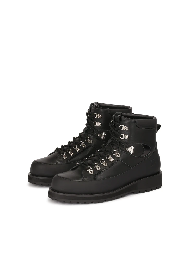 Kazar Massive Black Boots On Trep Sole