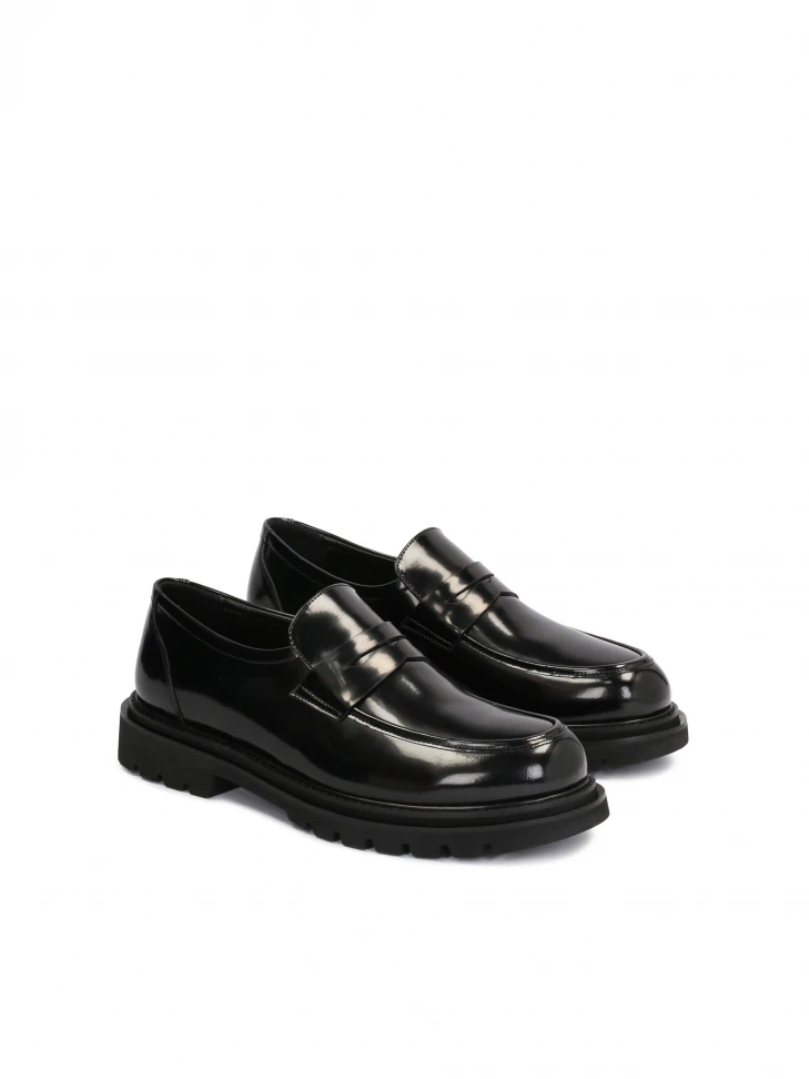 Kazar Men’s Black Loafers On A Thick Sole