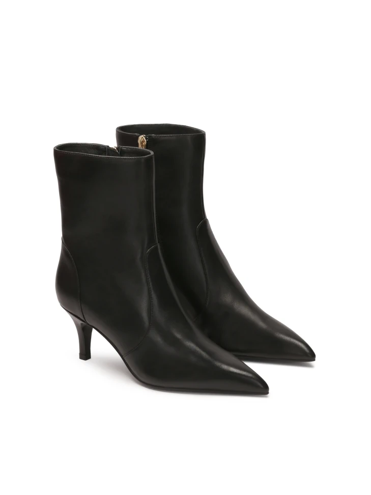 Kazar Minimalist Black Leather Boots