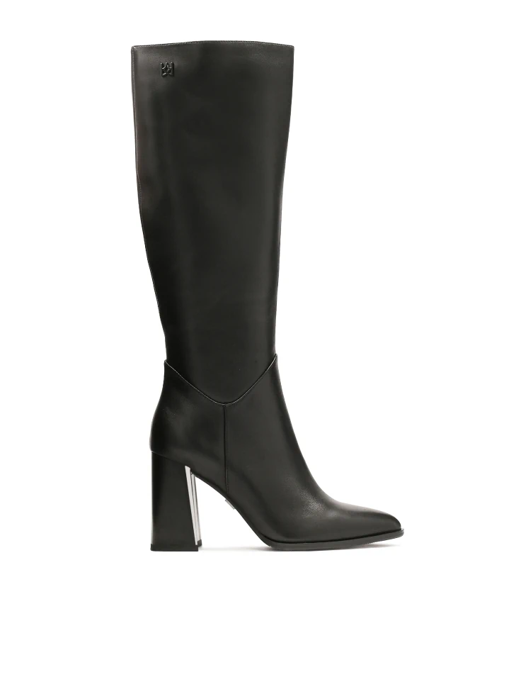 kazar Minimalist black soft leather boots