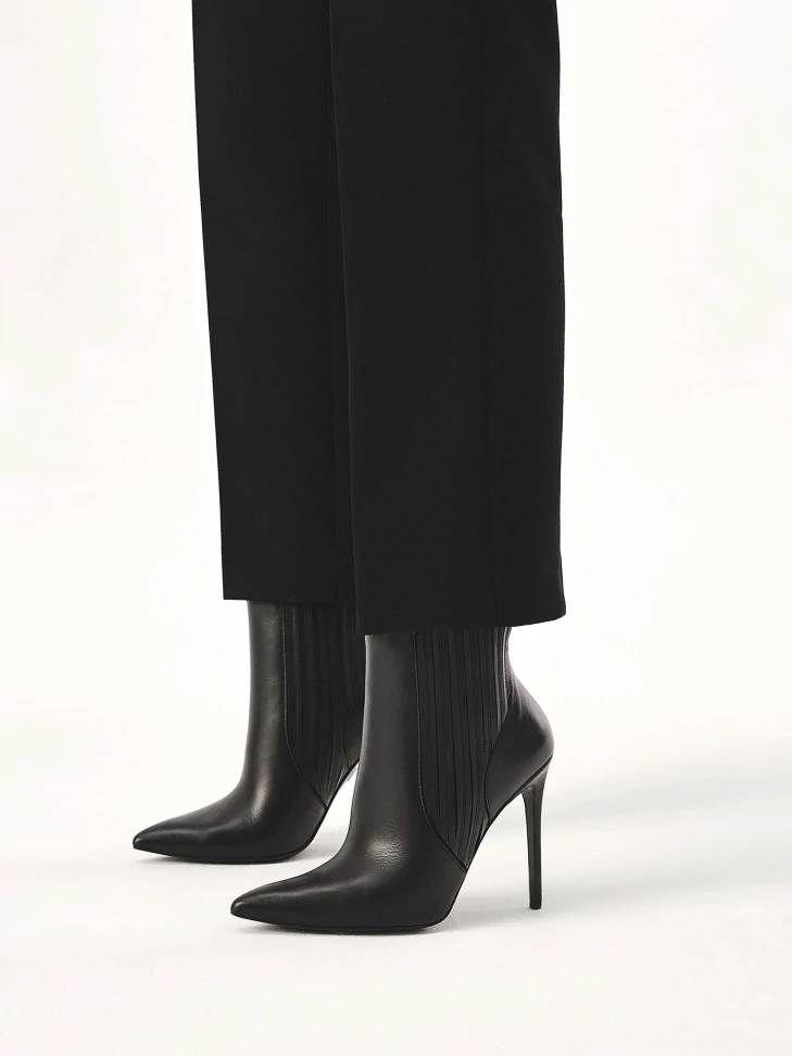 Kazar Minimalist Boots On A Slender Stiletto Heel