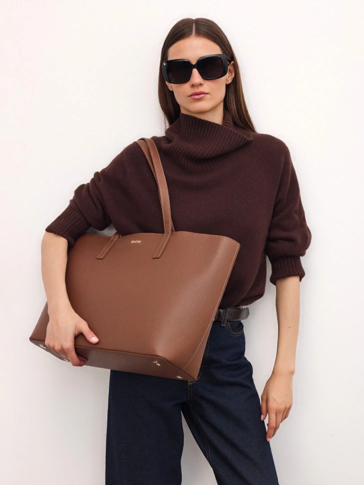 Kazar Minimalist Brown Shoulder Bag