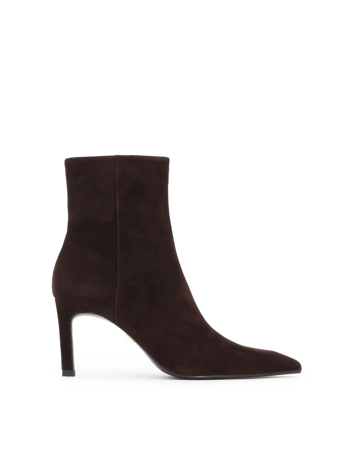 kazar Minimalist brown suede boots