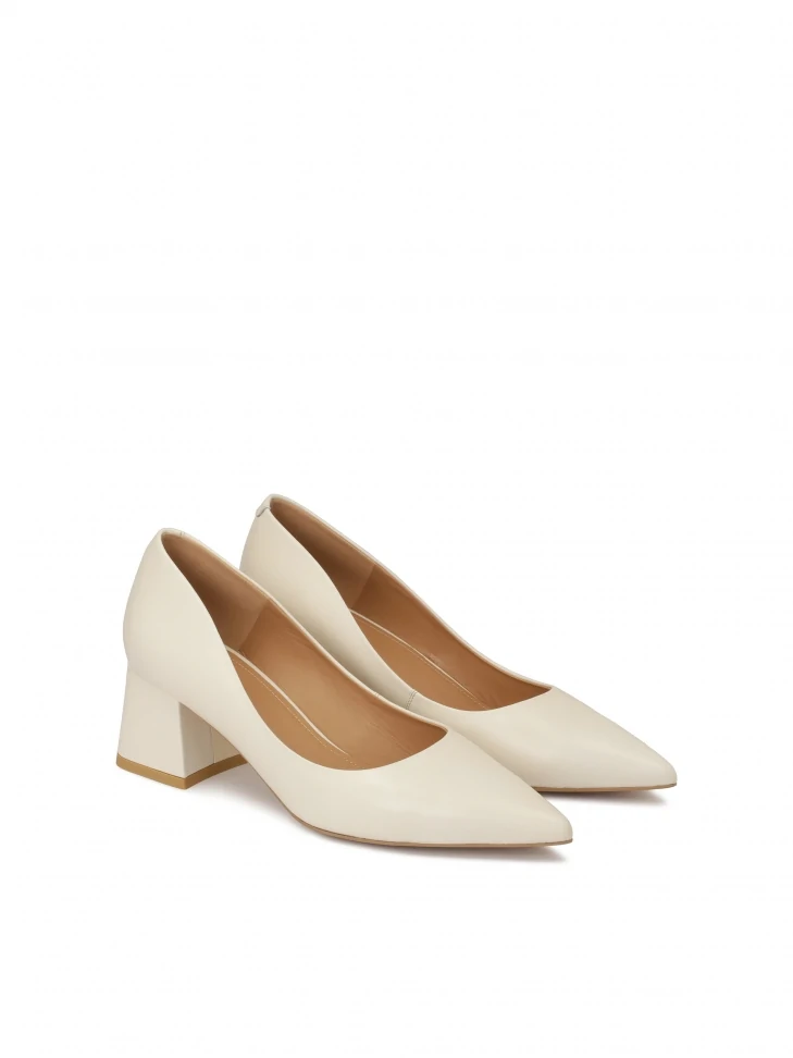 Kazar Minimalist Pumps In Neutral Color
