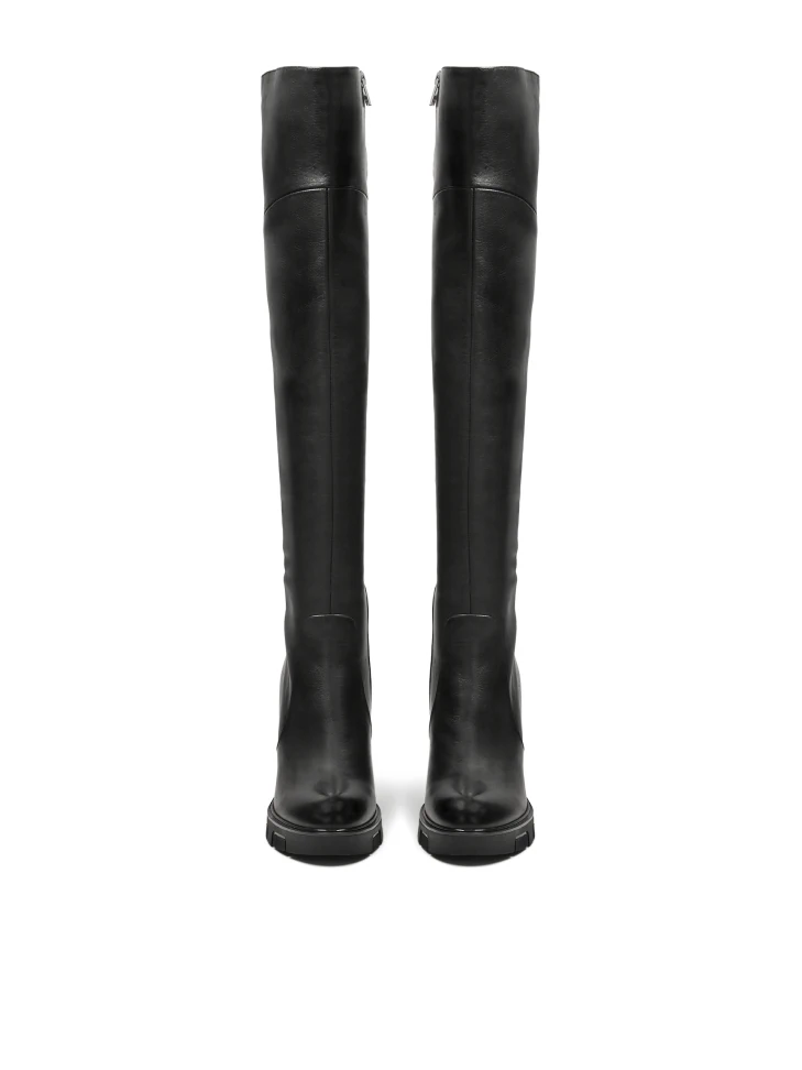 Kazar Musketeers With A Wide Heel And Platform