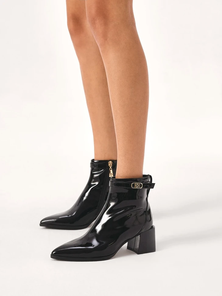 Kazar Patent Leather Black Boots On A Post