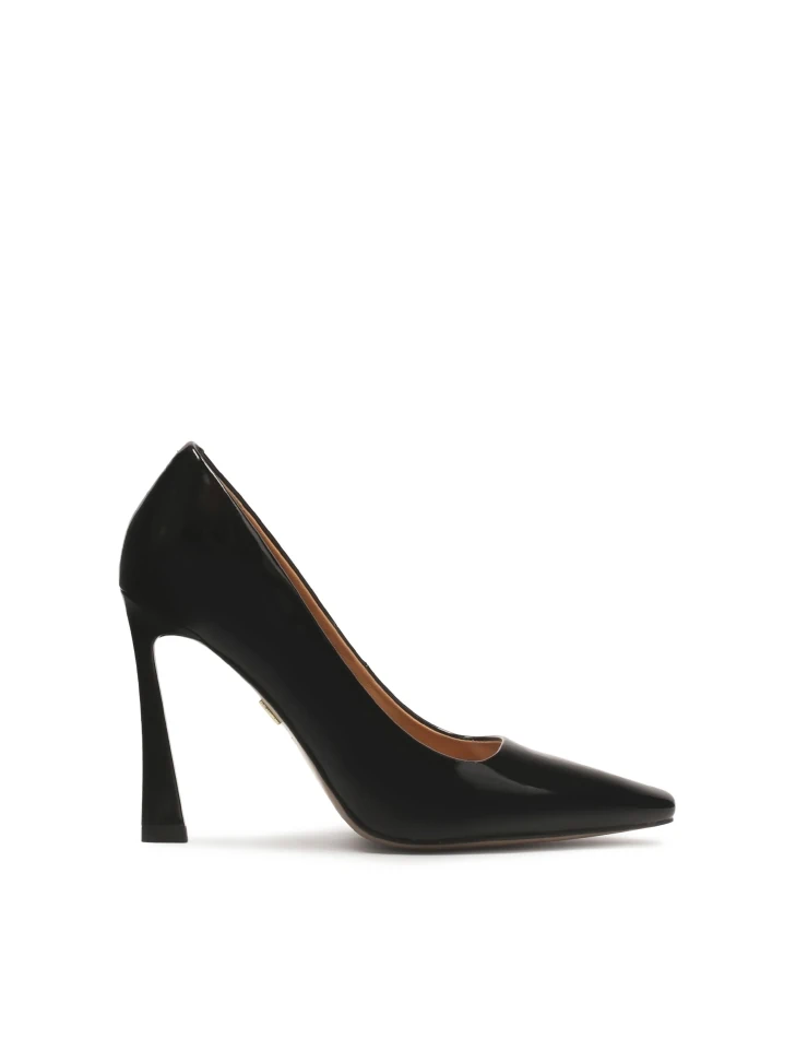 kazar Patent leather pumps with an unusual heel