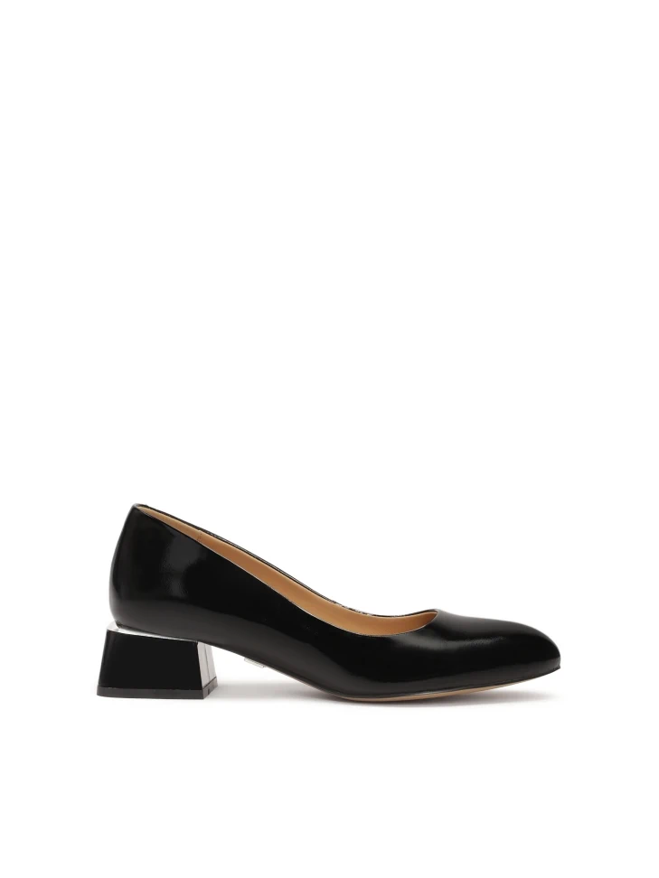 kazar Patent leather pumps with low wide heel
