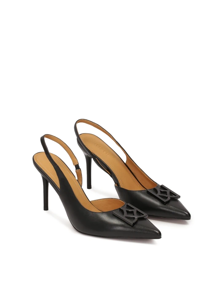 Kazar Pumps With A Cut Out Upper