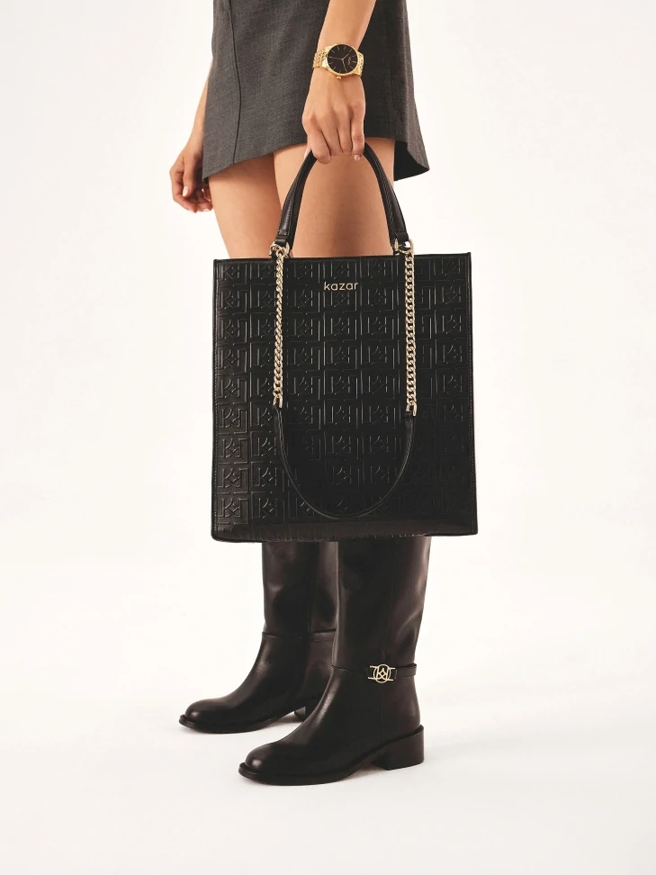 Kazar Simple Leather Boots With A Metal Monogram