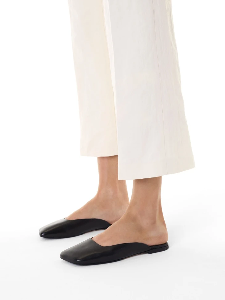 Kazar Slip-on Black Slides With Square Front