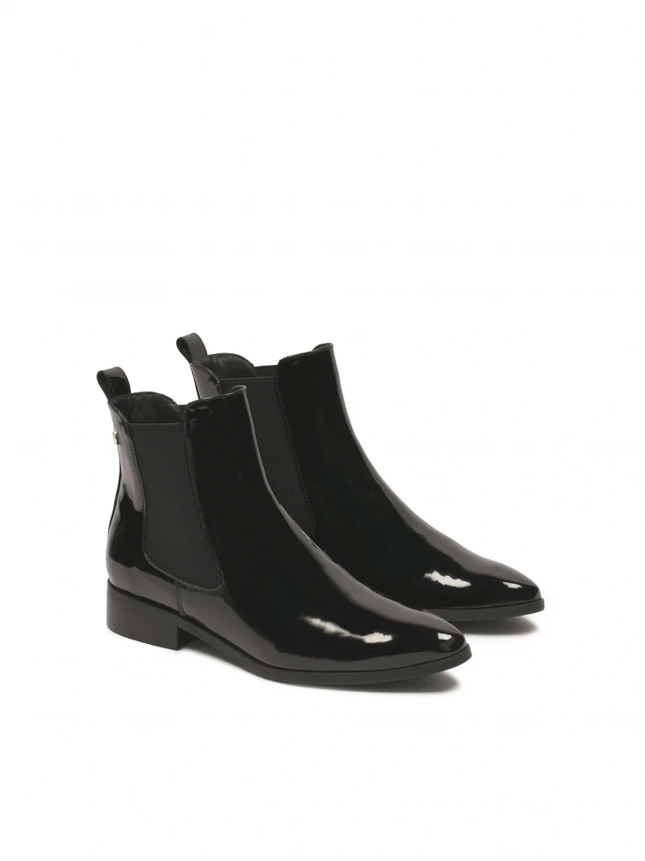 Kazar Slip-on Flat-heeled Boots