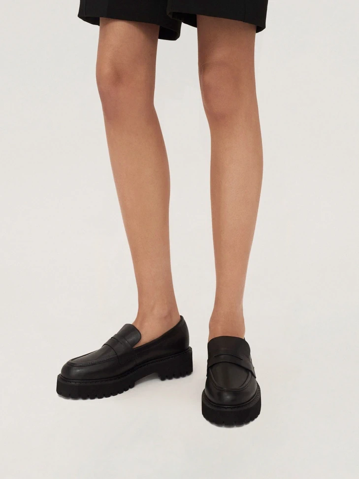 Kazar Slip On Leather Casual Shoes On A Thick Sole