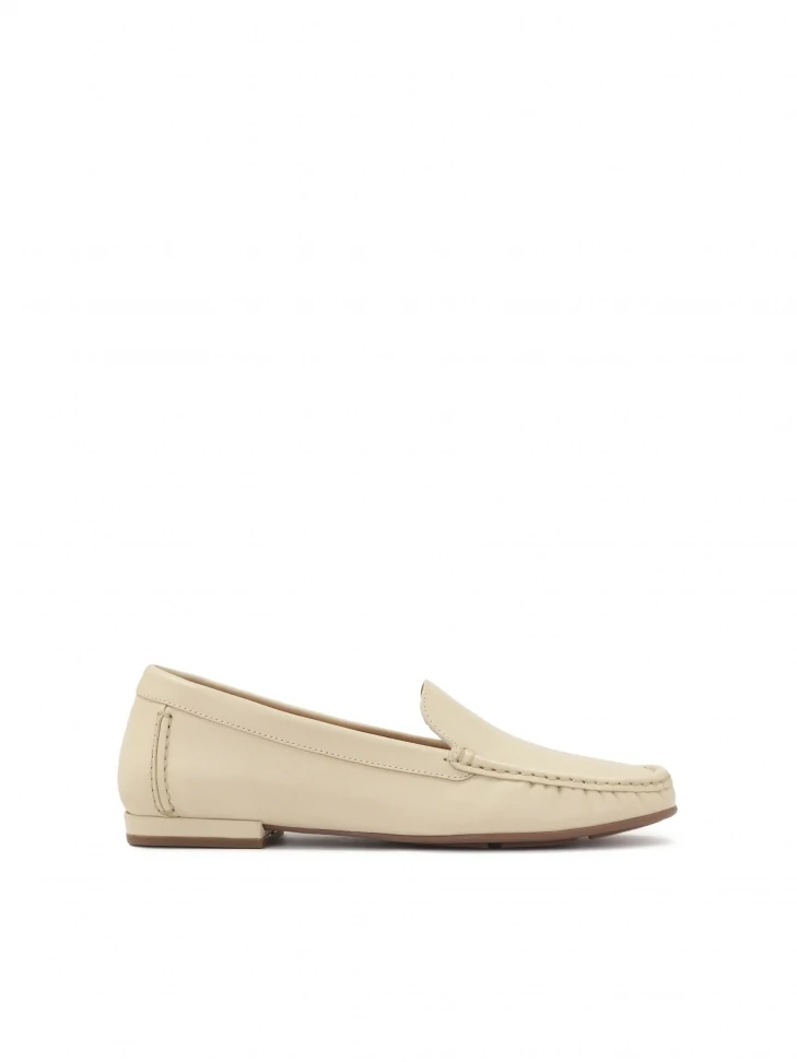 kazar Slip-on moccasins with traditional stitching
