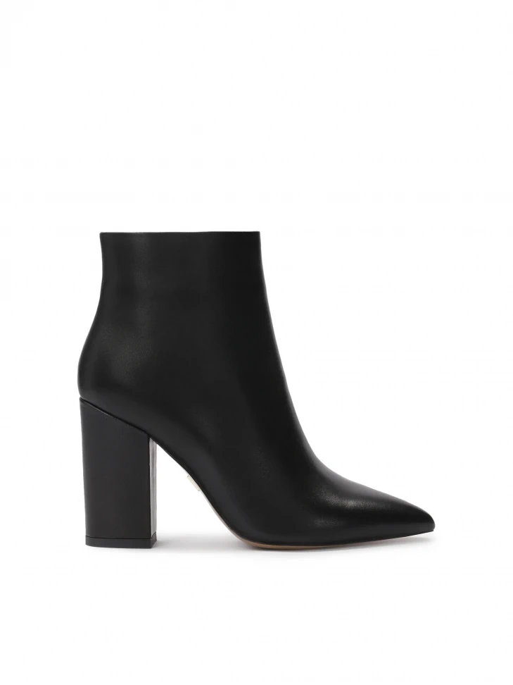 kazar Stiletto leather boots with matching upper