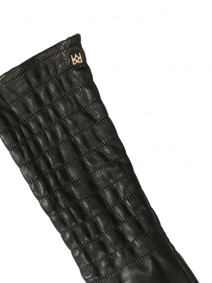 Kazar Striking Long Gloves With A Crease