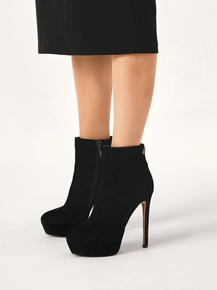 Kazar Suede Boots With Heel And Platform