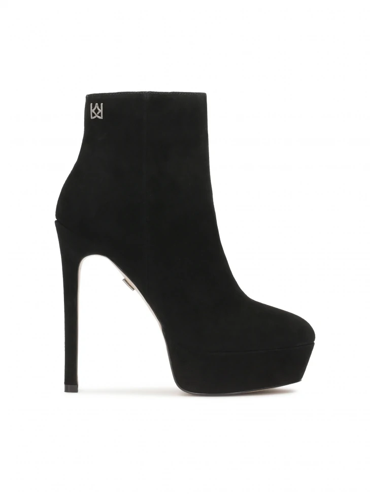 kazar Suede boots with heel and platform