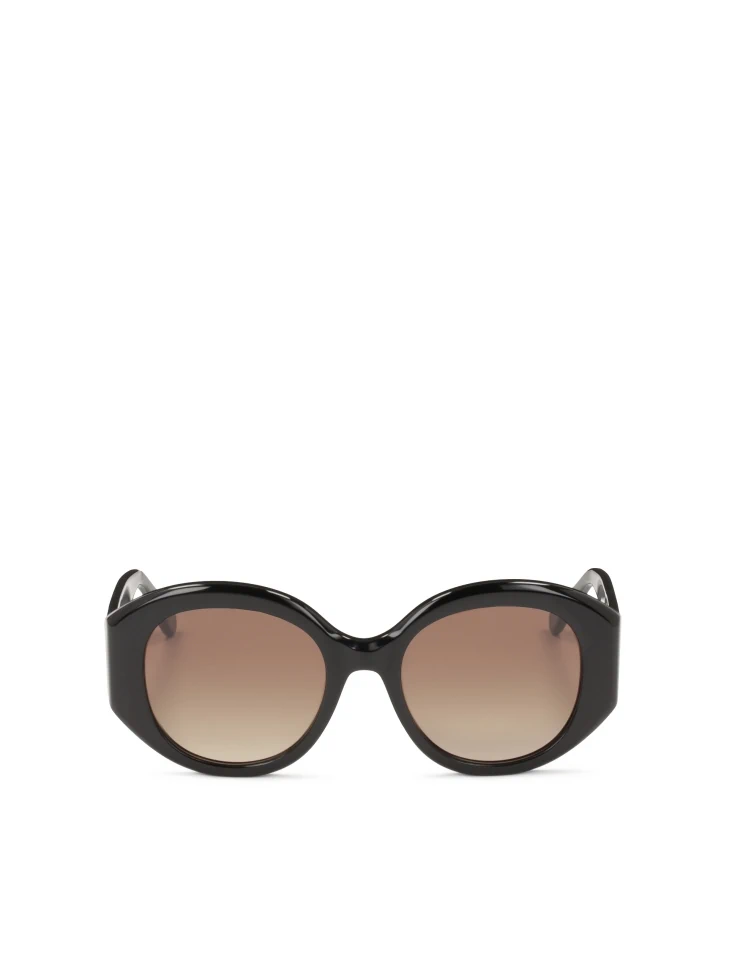 kazar Sunglasses with a wide frame