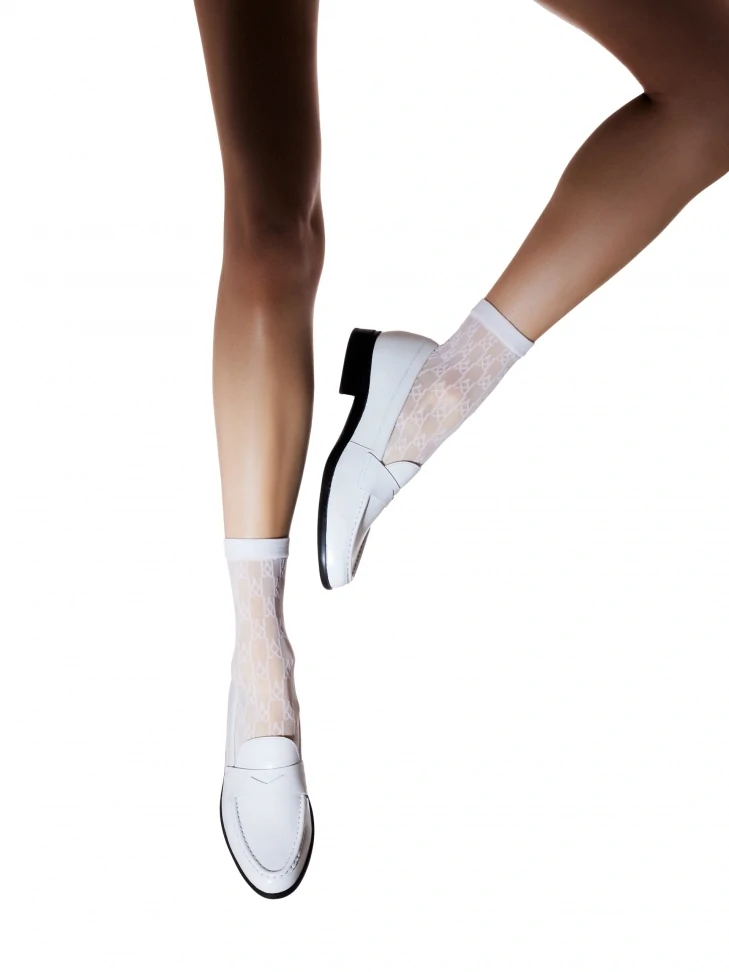 kazar Thin white patterned socks