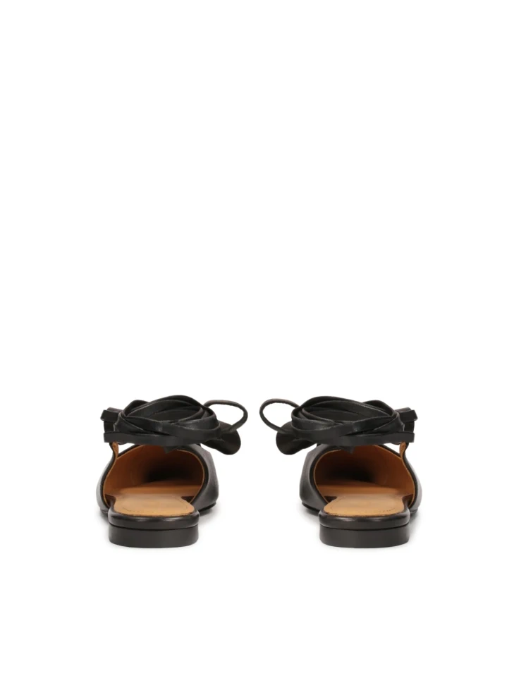 Kazar Tiered Flat-heeled Pumps