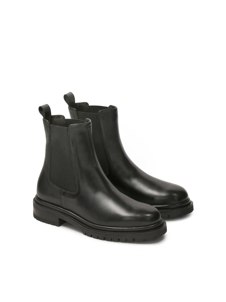 Kazar Timeless Black-colored Chelsea Boots