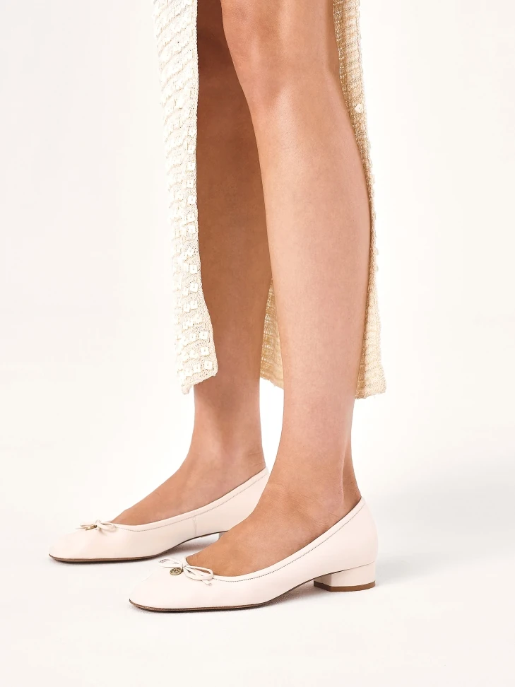 Kazar White Leather Low-heeled Pumps