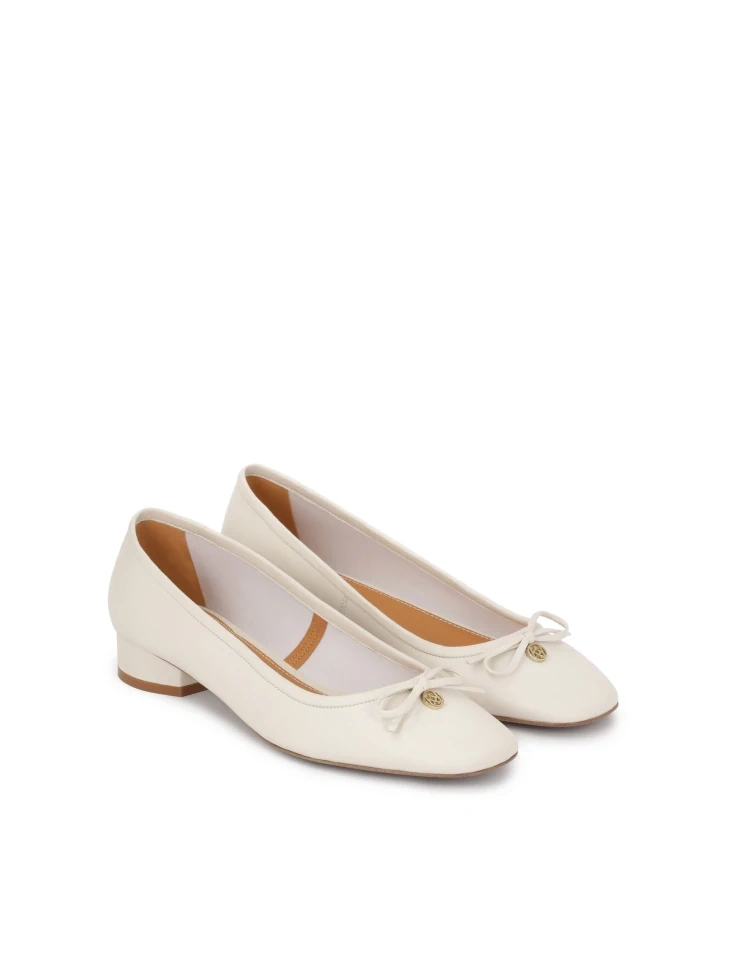 Kazar White Leather Low-heeled Pumps