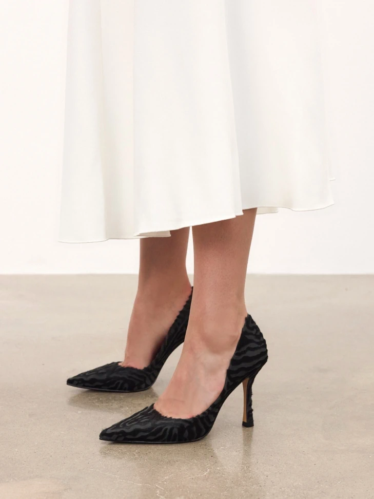 Kazar Zebra Pattern Leather Pumps With Bristles