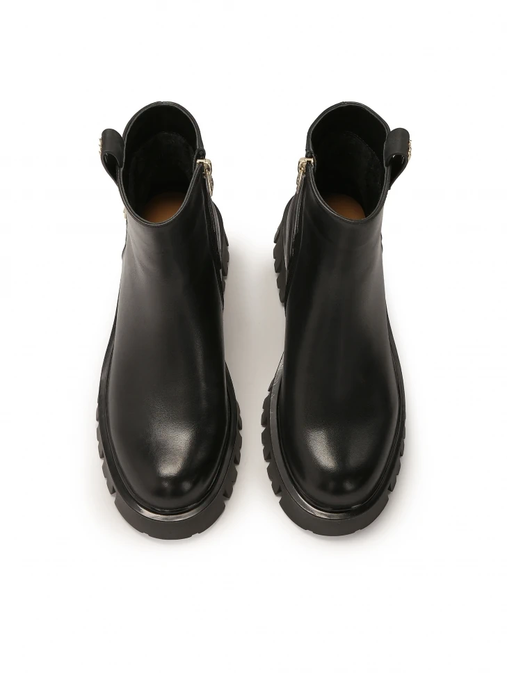 Kazar Zipped Leather Boots On A Thick Sole