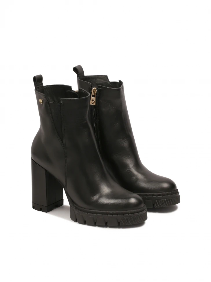 Kazar Zipper Boots With Post And Platform