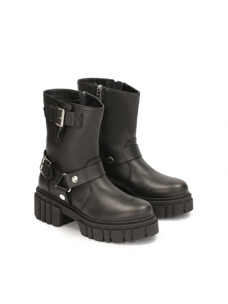 Kazar Zipper Boots With Solid Sole