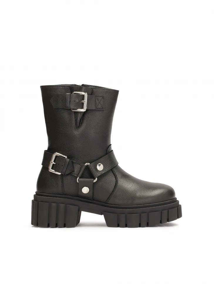 kazar Zipper boots with solid sole