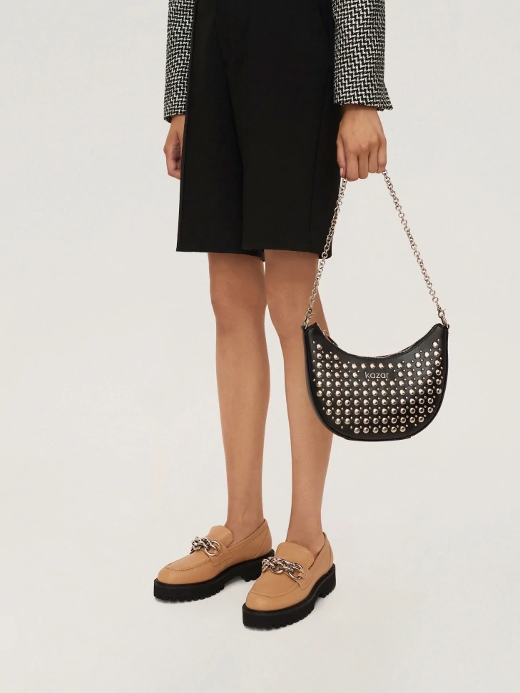 Kazar Ladies’ Flat Shoes With A Chunky Sole And Chain