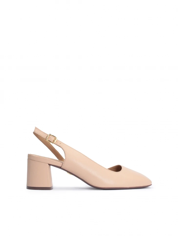 kazar Leather beige pumps with uncovered heel and a full toe
