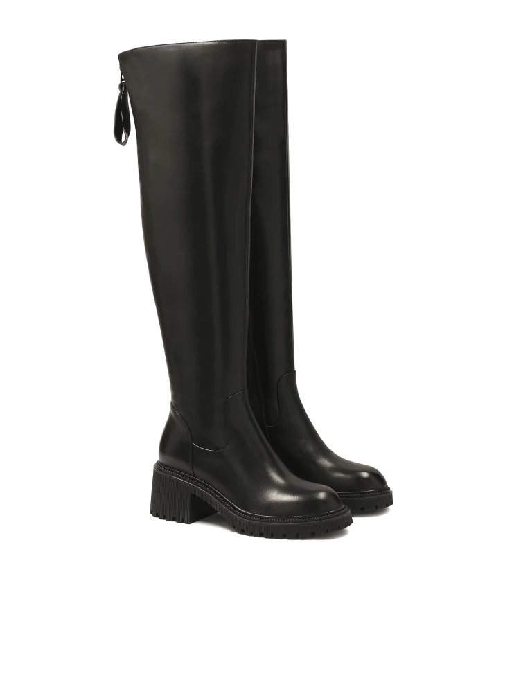Kazar Leather Black Boots With An Upper Below The Knee