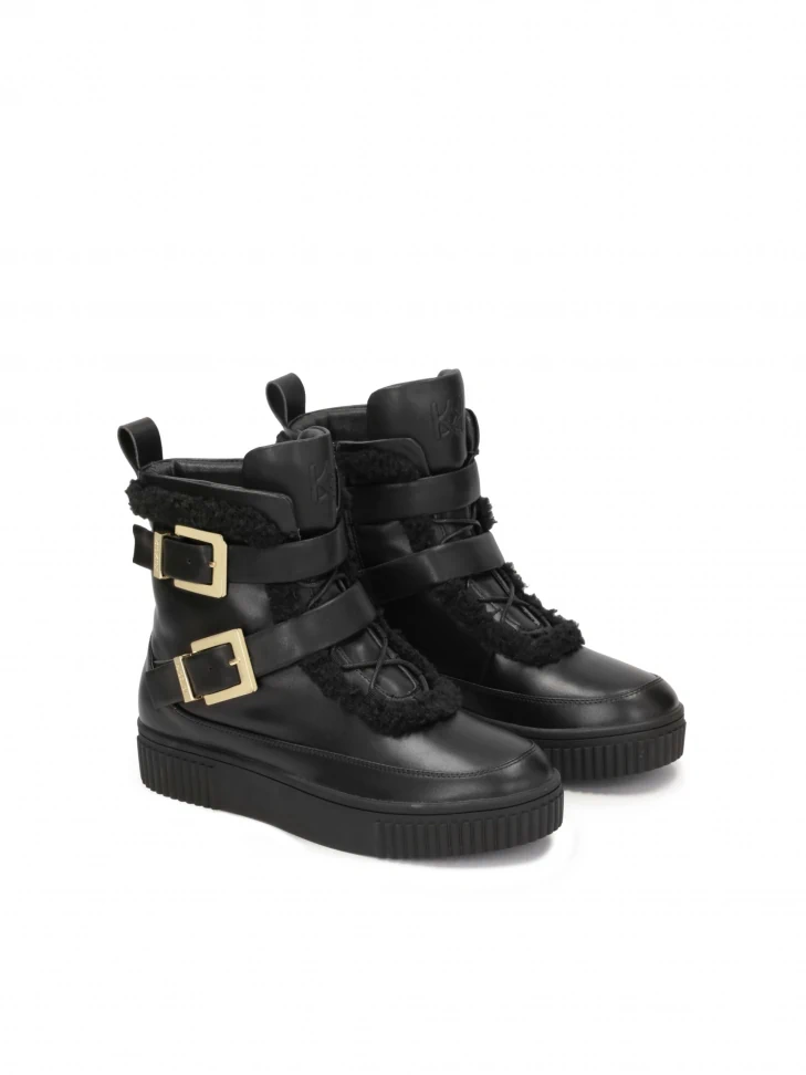 Kazar Leather Boots Decorated With Buckles And Sheepskin