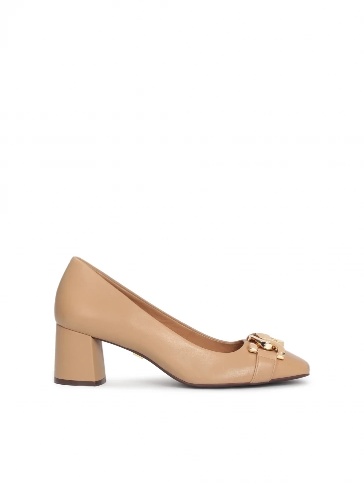 kazar Leather pumps with a wide heel and a comfortable insole