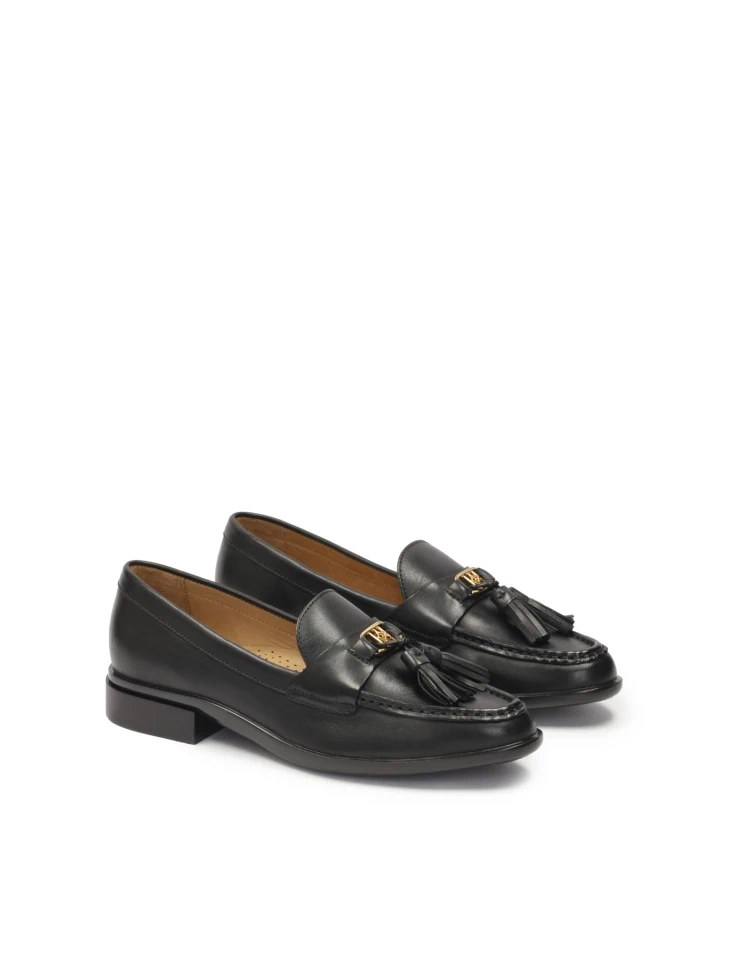 Kazar Leather Shoes On A Flat Sole Decorated With Hooks
