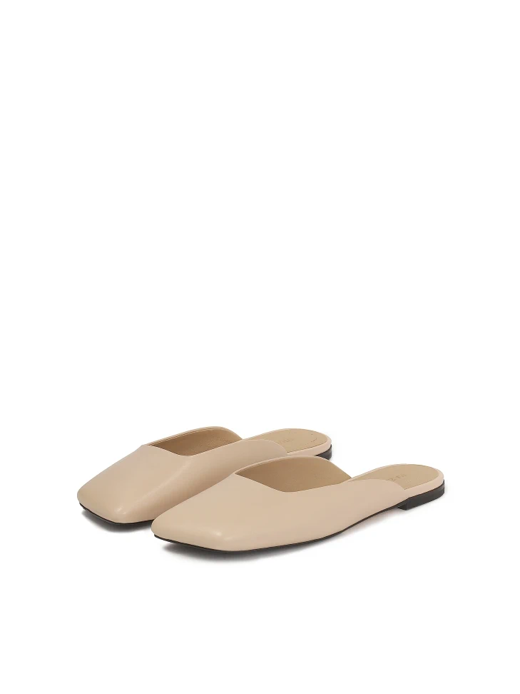 Kazar Leather Slides On A Flat Sole With A Square Front