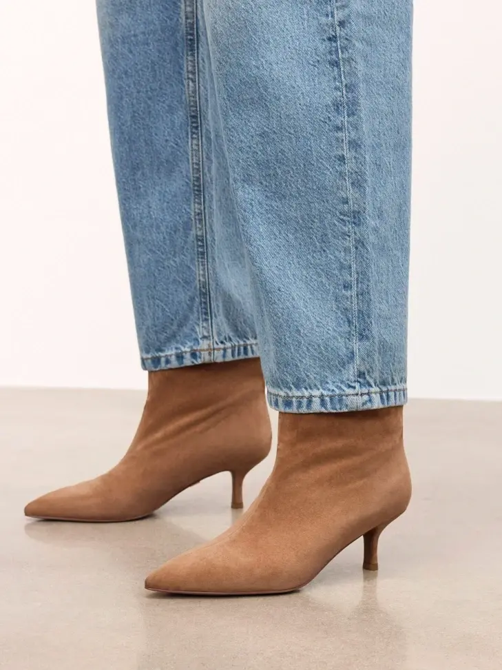 Kazar Light Brown Suede Boots On A Low Stiletto Heel