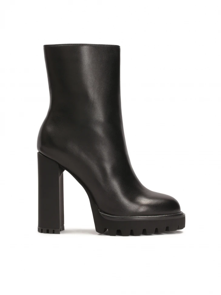 kazar Minimalist black boots with high heel and platform