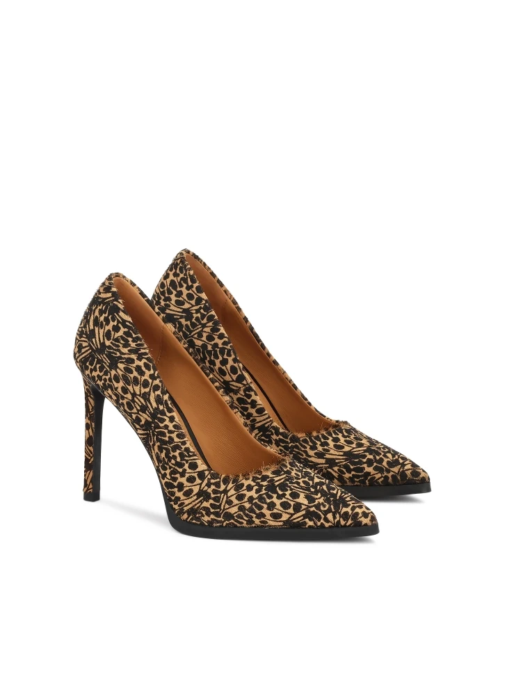 Kazar Natural Bristle Pumps In A Fashionable Pattern