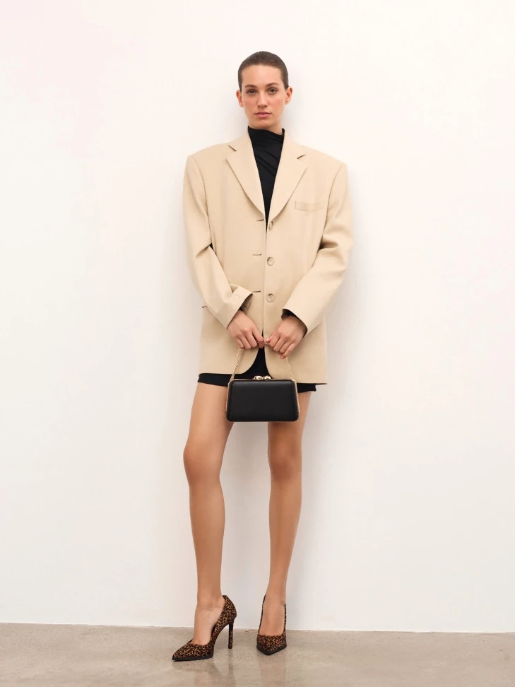 Kazar Natural Bristle Pumps In A Fashionable Pattern