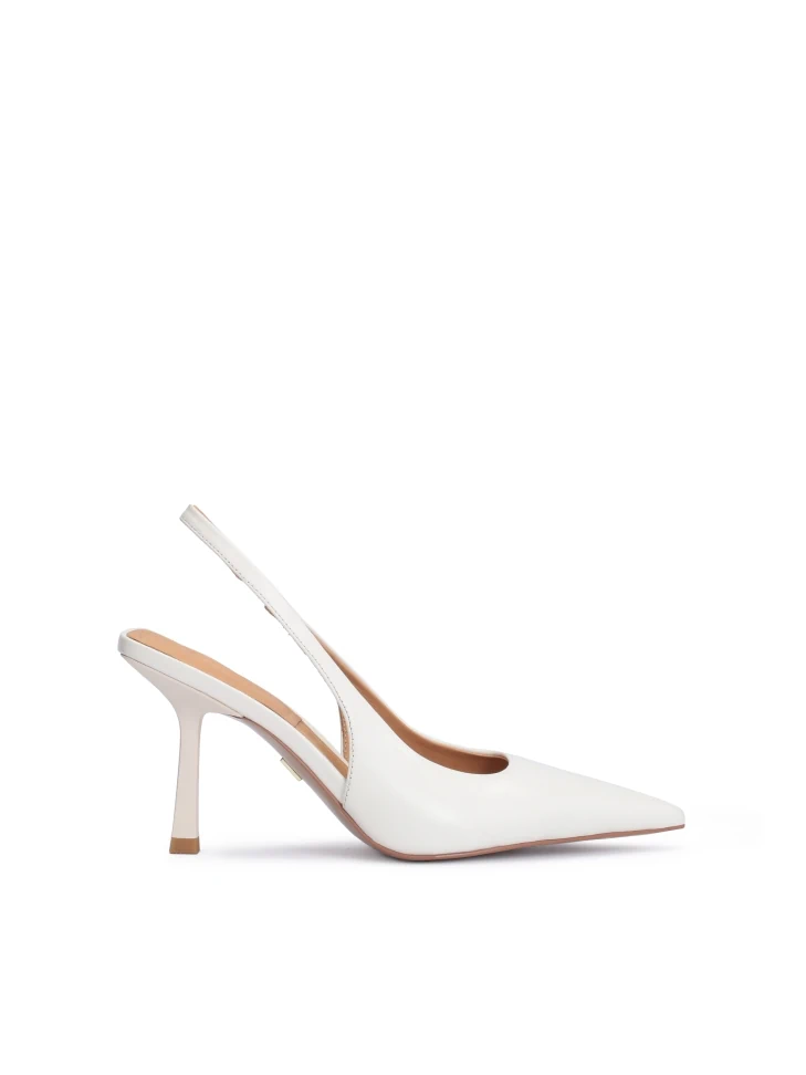 kazar Off white pumps on a sleek stiletto with a square heel