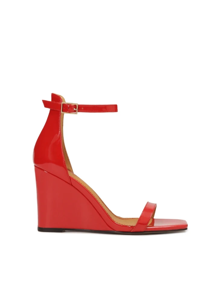 kazar Patent leather red sandals on a platform heel