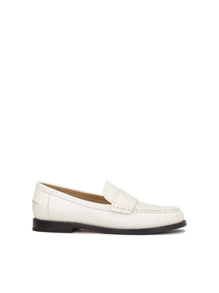 kazar Slip-on leather loafers on a comfortable sole