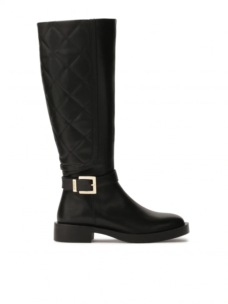 kazar Versatile black boots with decorative quilting