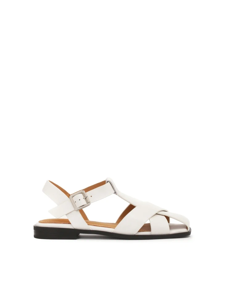 kazar White sandals with a strap overshadowing the toes